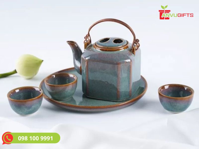 Bộ trà gốm sứ sang trọng, đẳng cấp Bộ trà gốm sứ sang trọng, đẳng cấp